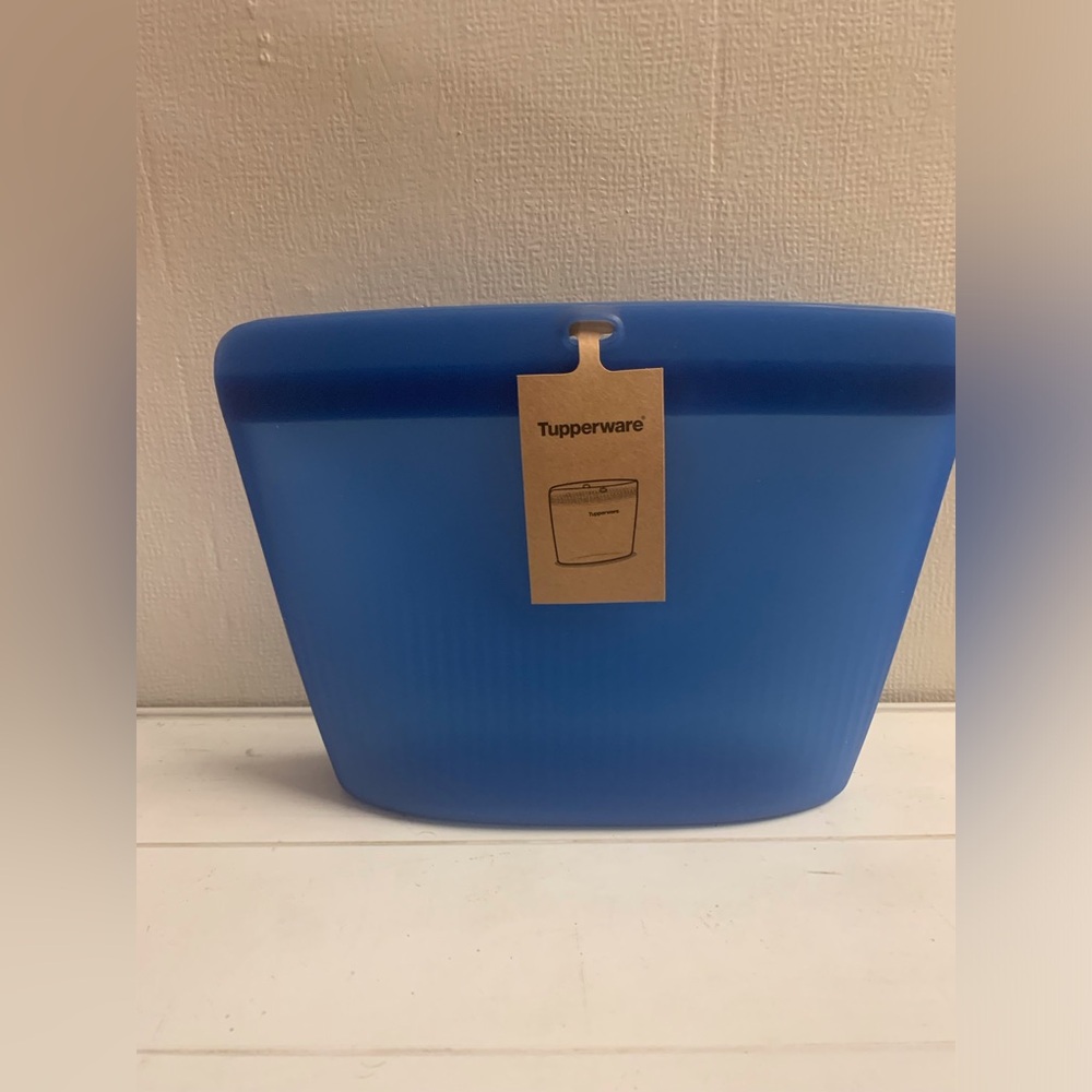 Tupperware Large Ultimate Silicone Bag - Picture 2 of 9